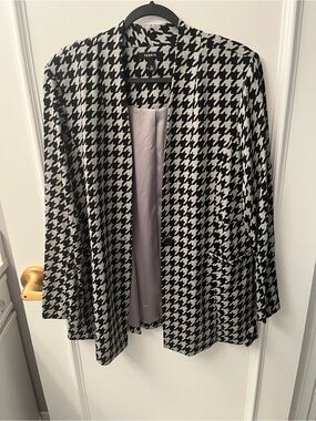 torrid Black and White Houndstooth Open Blazer